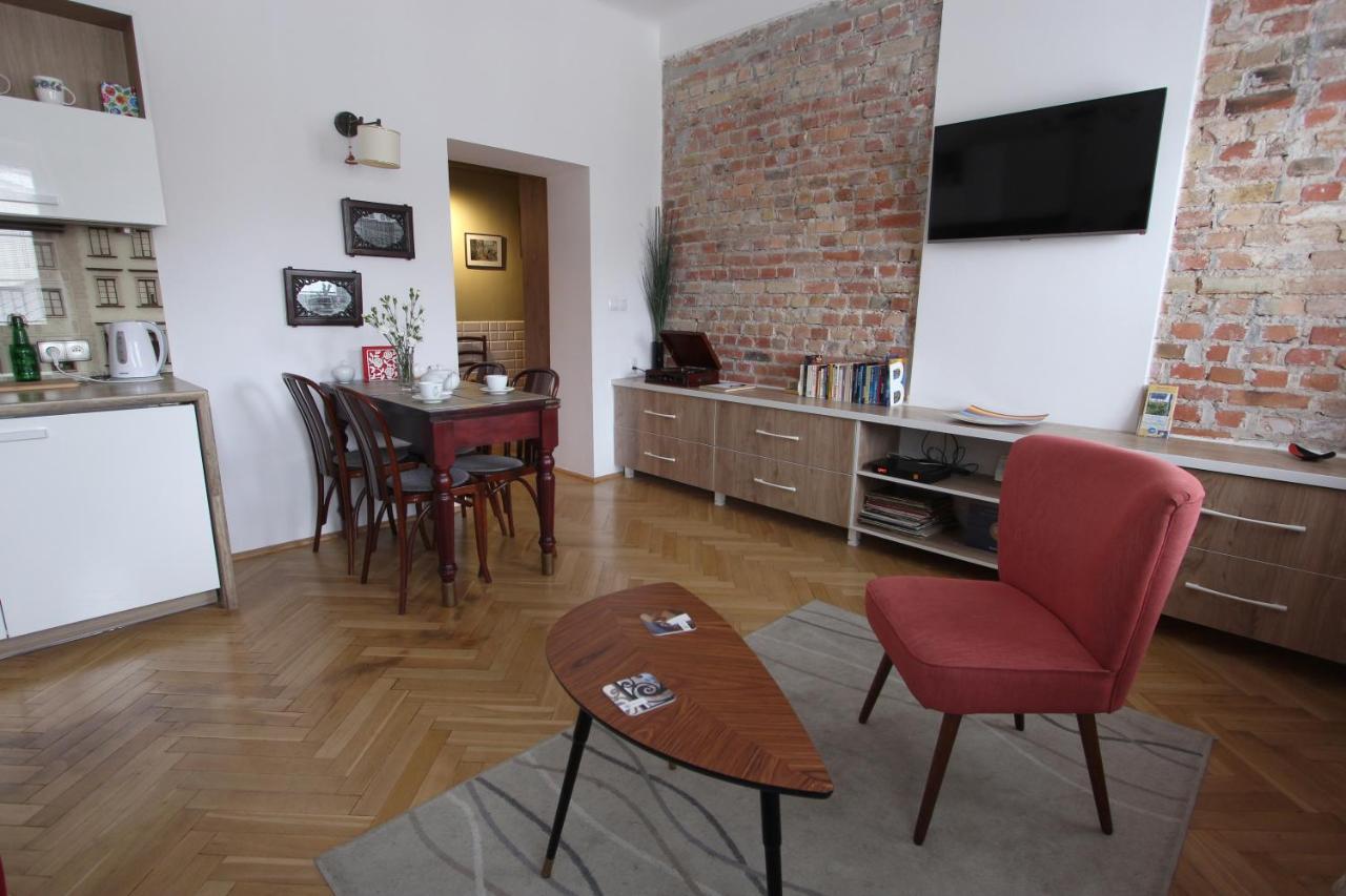 Krakowskie Przedmiescie "Night And Day" Warszawa Eksteriør billede